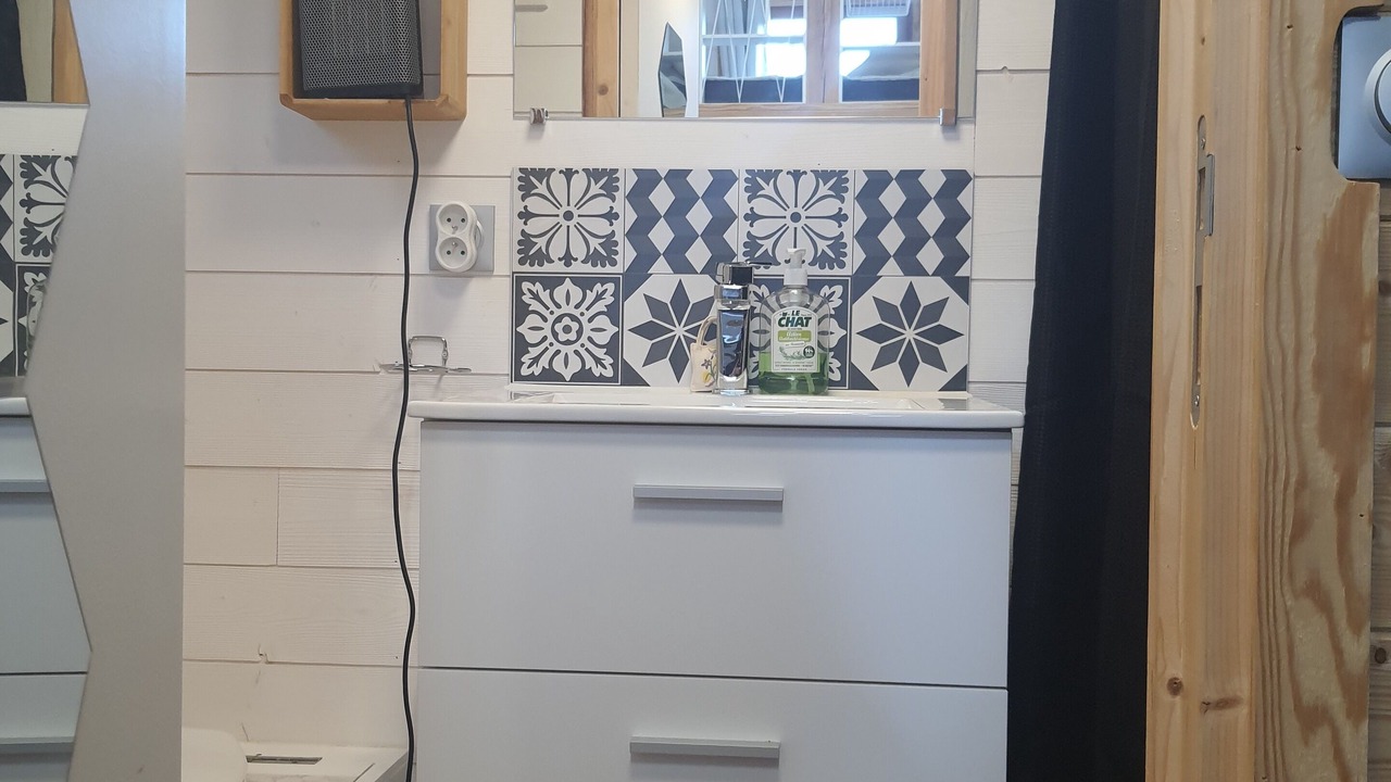 Photo of Bathroom in Campet-et-Lamolere