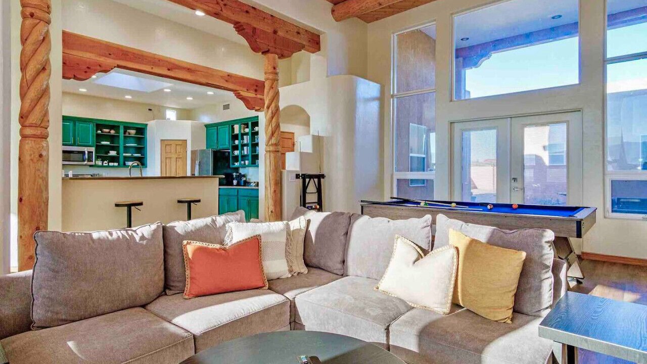 Photo of Livingroom in Rio Rancho