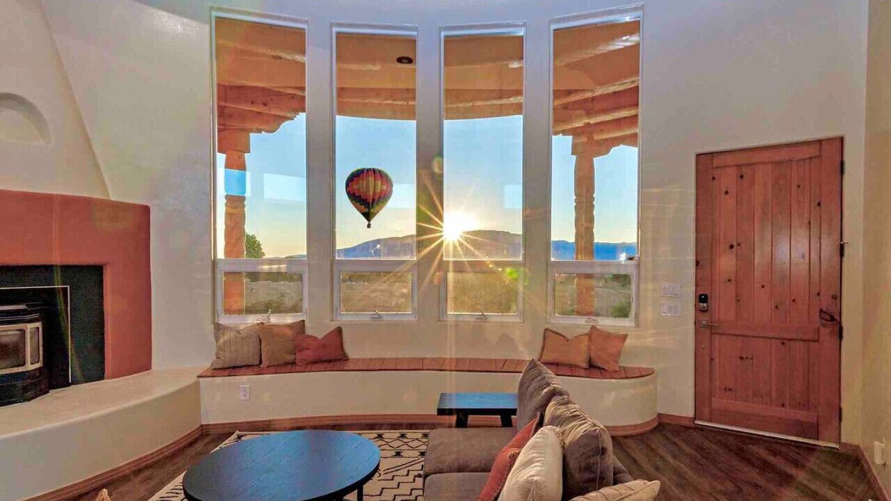 Photo of Livingroom in Rio Rancho