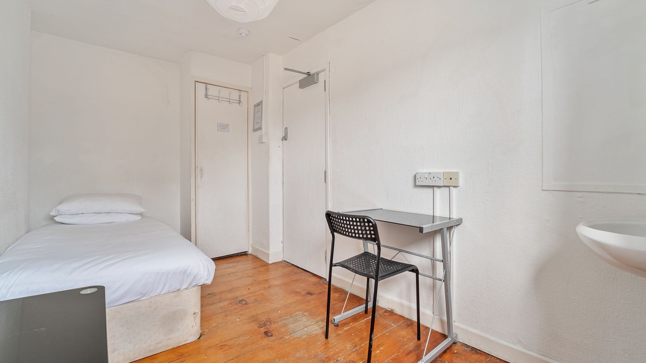 Photo of Bedroom in Clifton