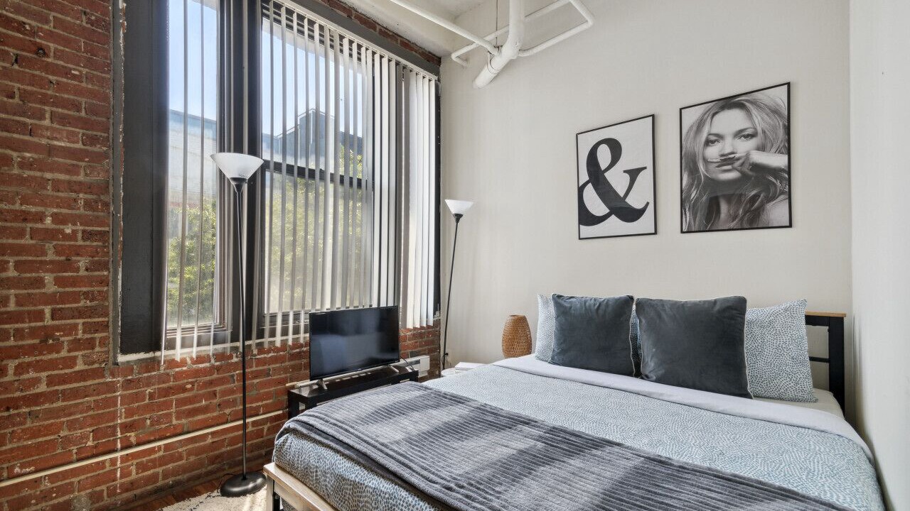 Photo of Bedroom in Newbold