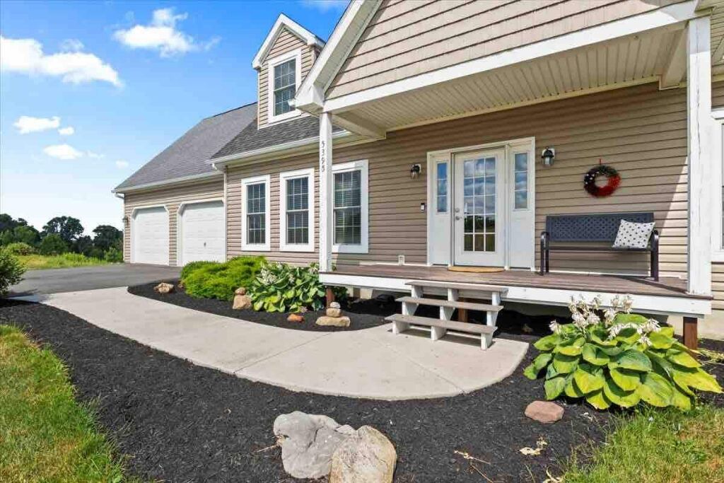 Photo of Outdoor in Canandaigua