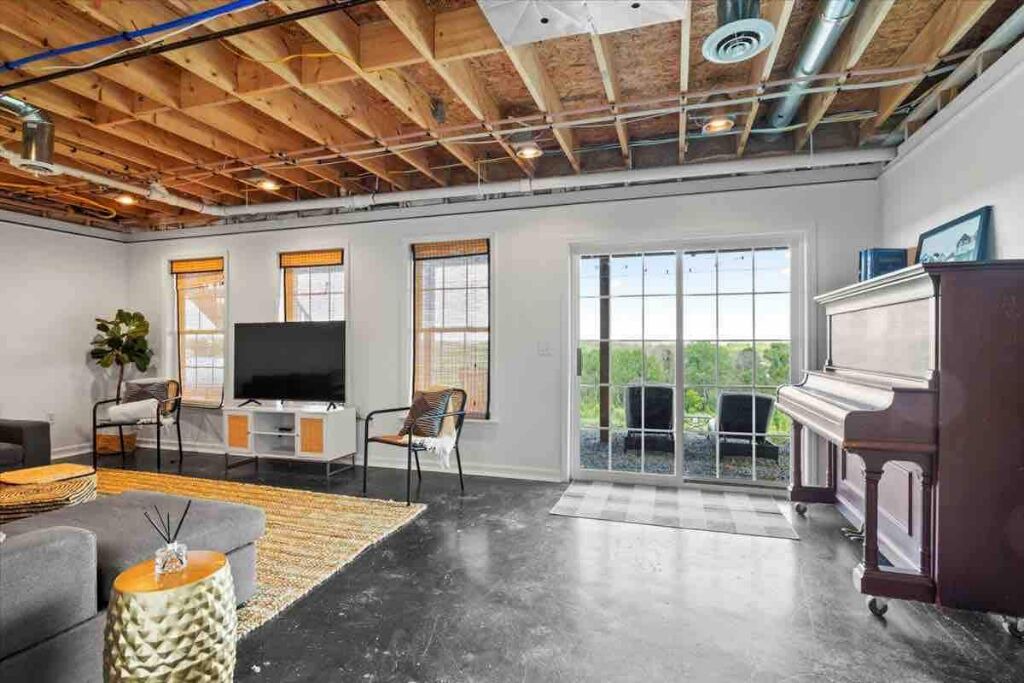 Photo of Livingroom in Canandaigua