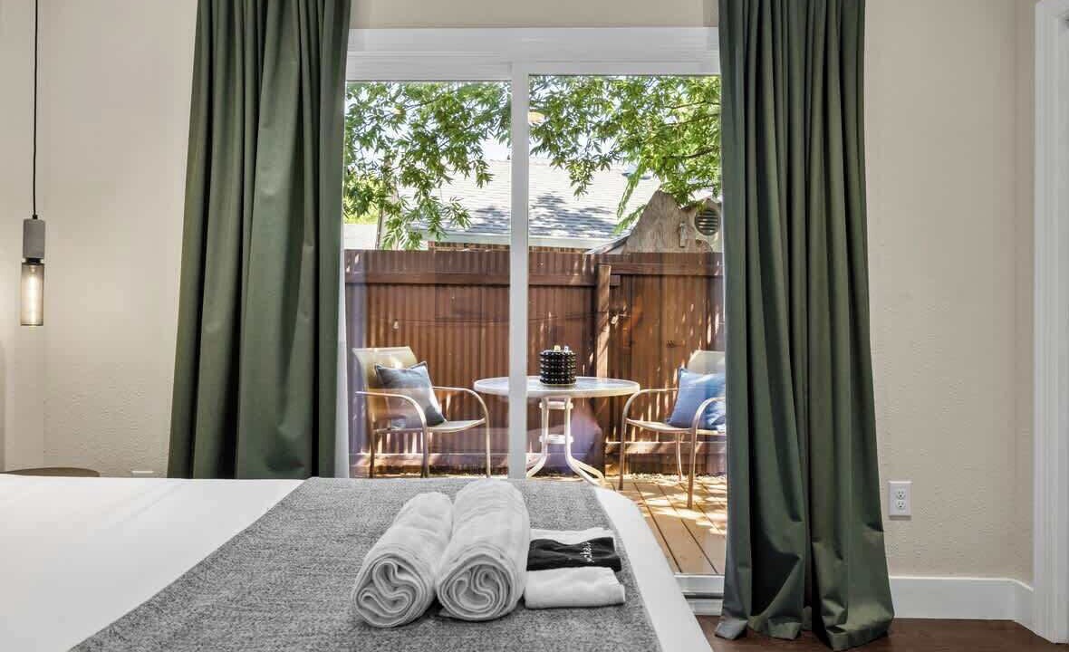 Photo of Bedroom in Franklin Park