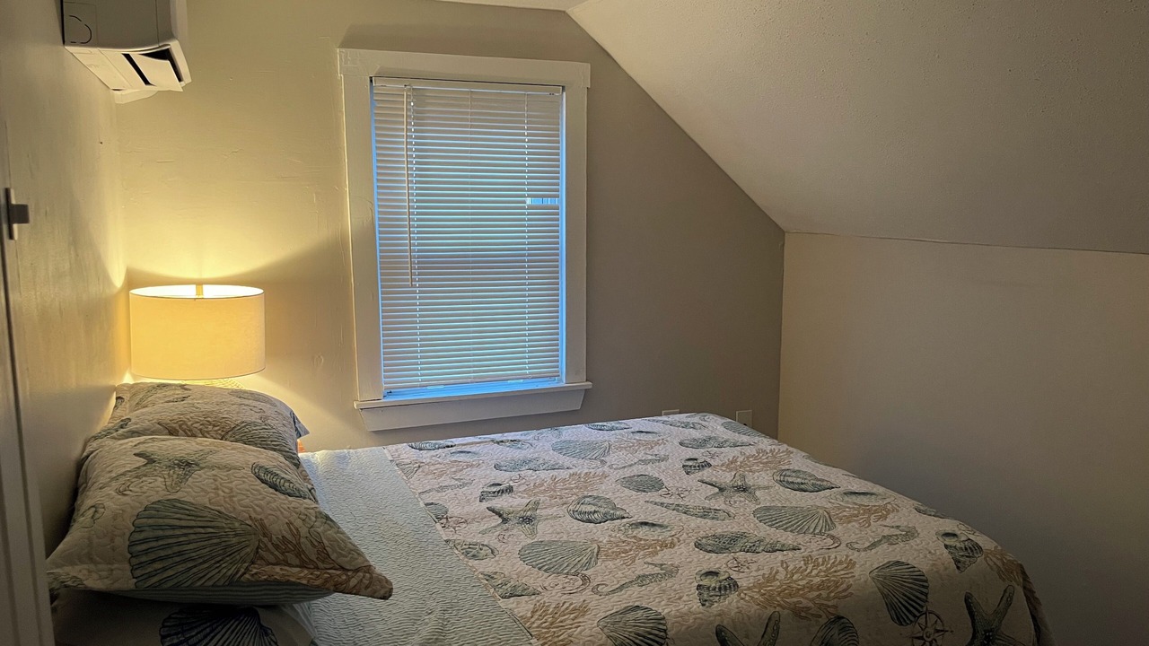 Photo of Bedroom in Salisbury Beach