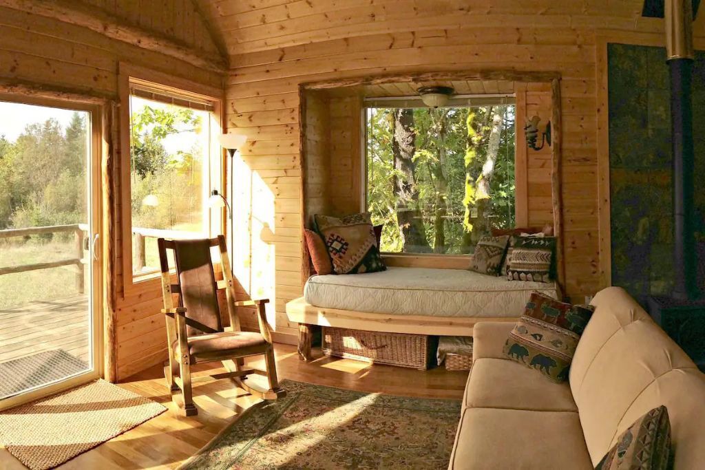 Photo of Livingroom in Port Angeles