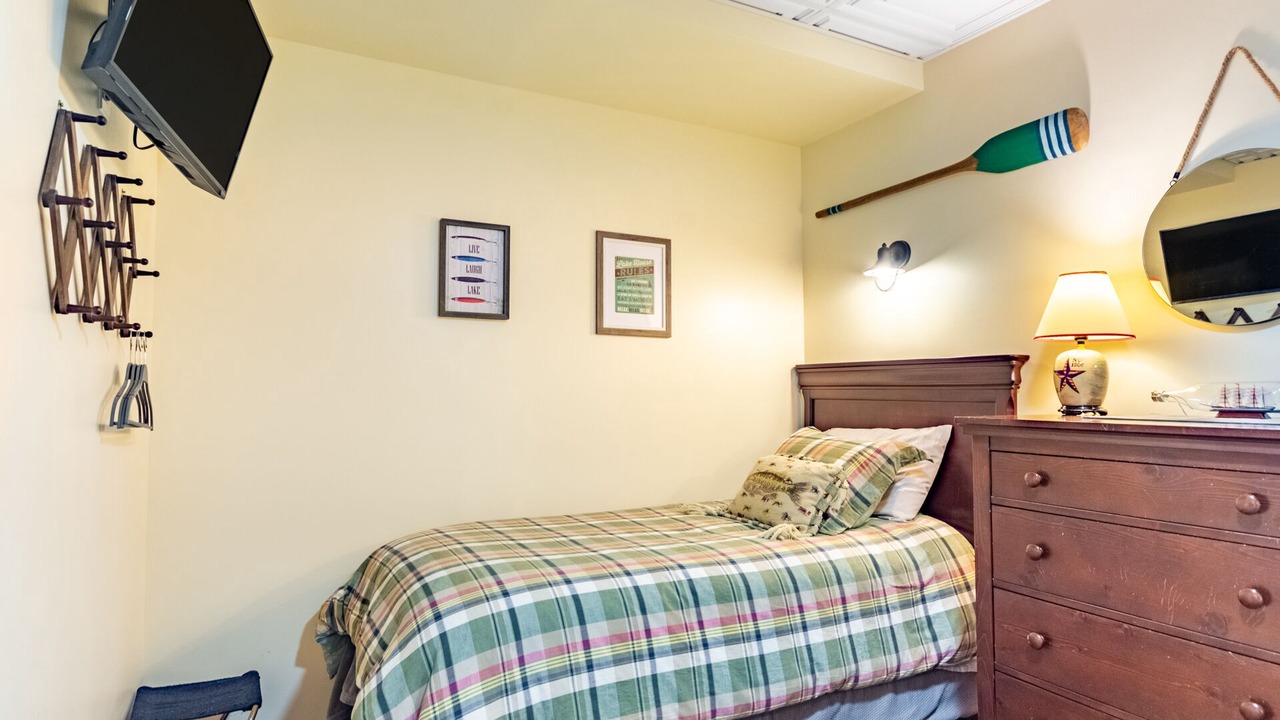 Photo of Bedroom in Tullahoma