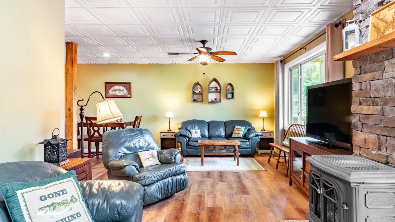 Photo of Livingroom in Tullahoma