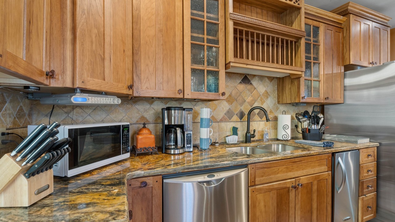 Photo of Kitchen in Eureka Springs Historic District