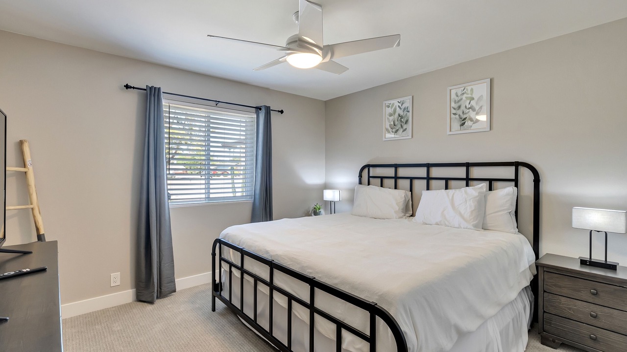 Photo of Bedroom in Scottsdale Highlands Estates No. 03