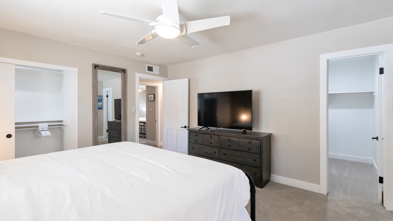 Photo of Bedroom in Scottsdale Highlands Estates No. 03