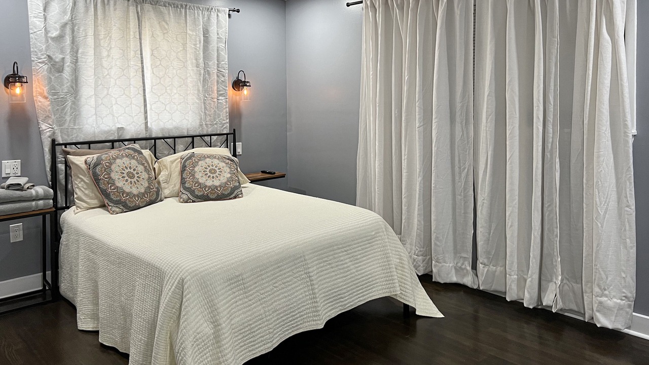Photo of Bedroom in Hattiesburg