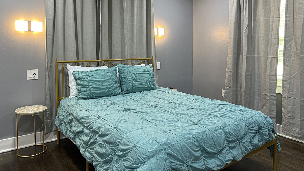 Photo of Bedroom in Hattiesburg