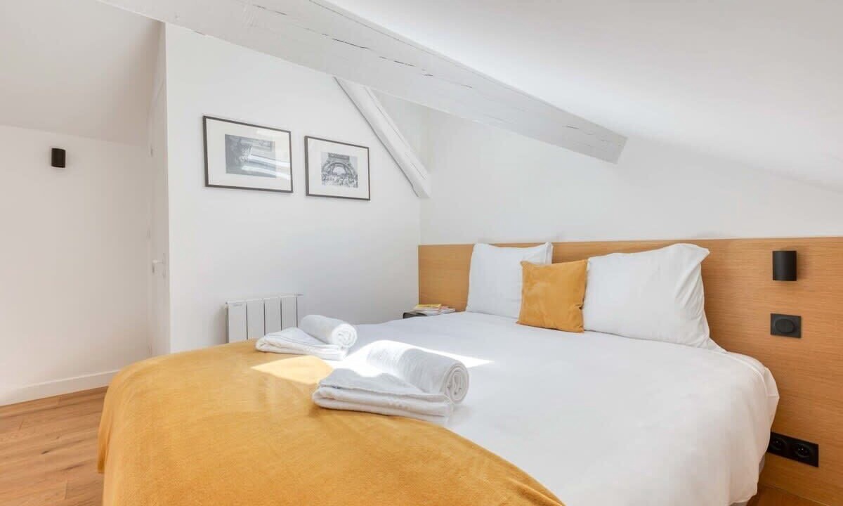 Photo of Others in Quartier des Grandes-Carrieres