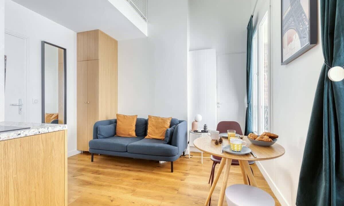 Photo of Livingroom in Quartier des Grandes-Carrieres