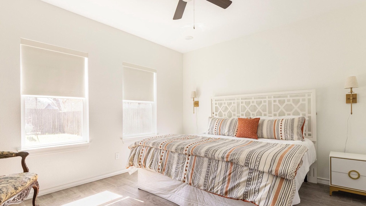 Photo of Bedroom in Uptown