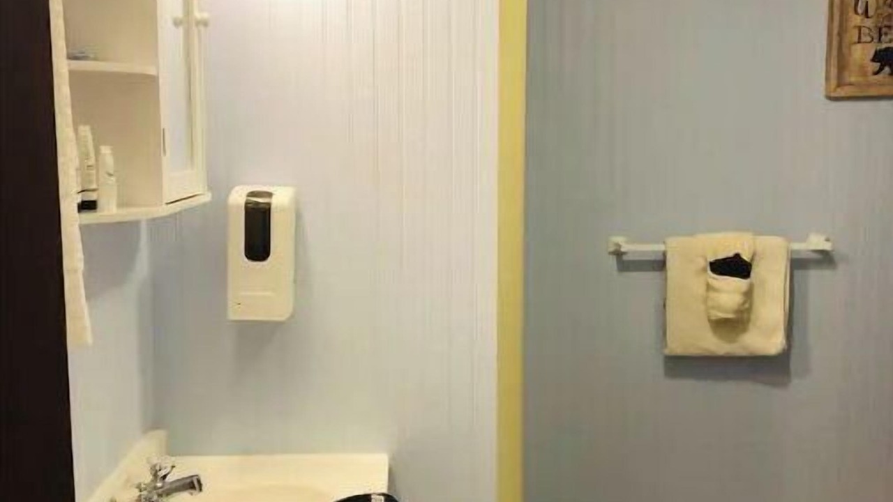 Photo of Bathroom in Beech Mountain