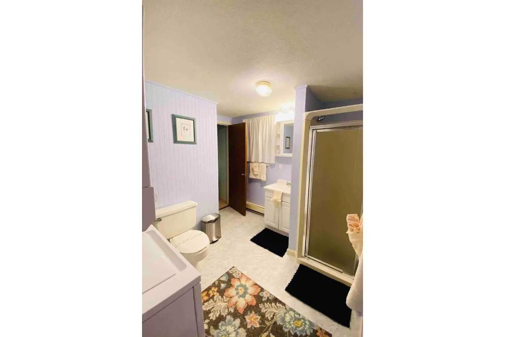 Photo of Bathroom in Beech Mountain