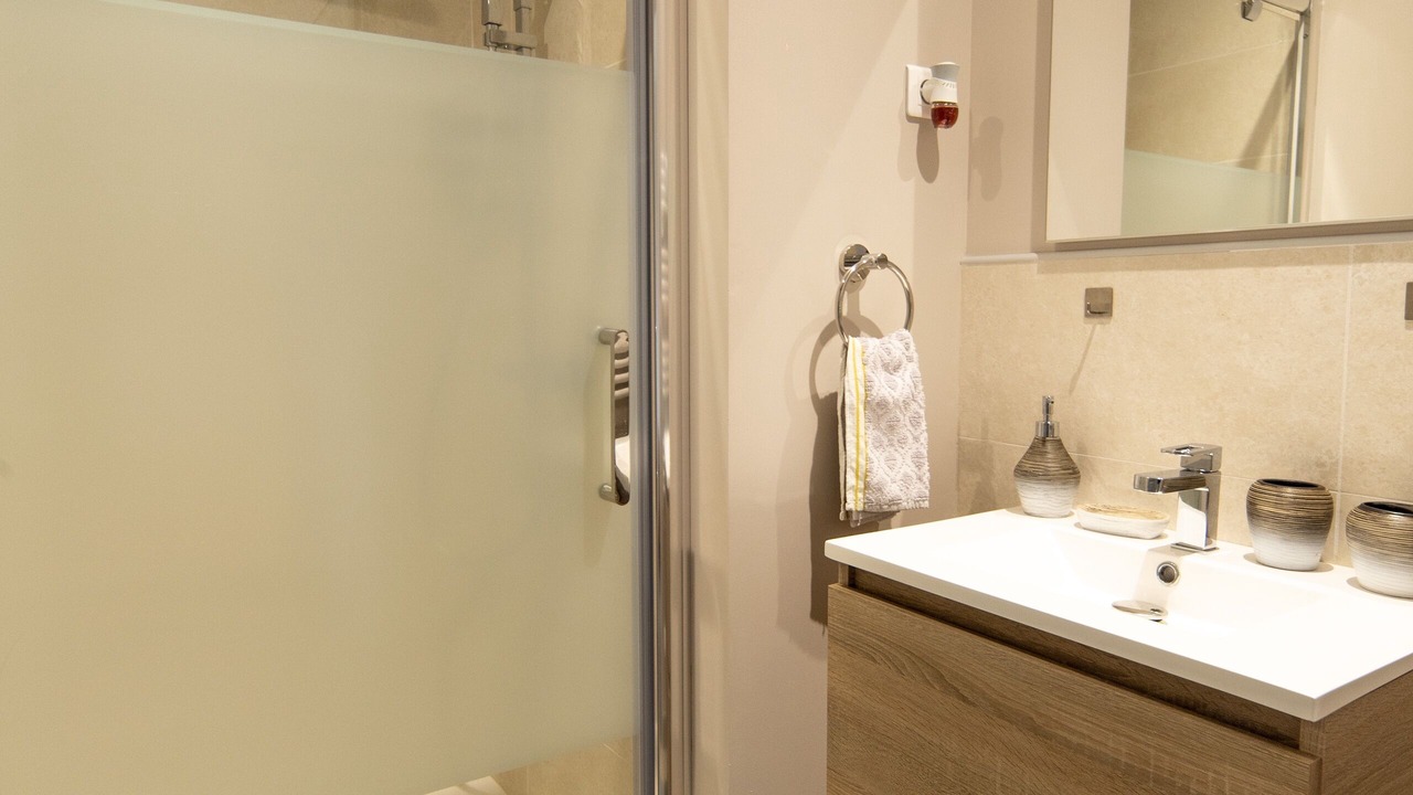 Photo of Bathroom in Plantades