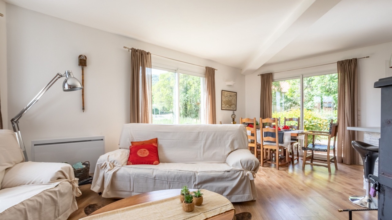 Photo of Livingroom in Serralongue