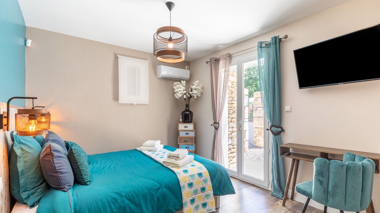 Photo of Bedroom in Pougnadoresse