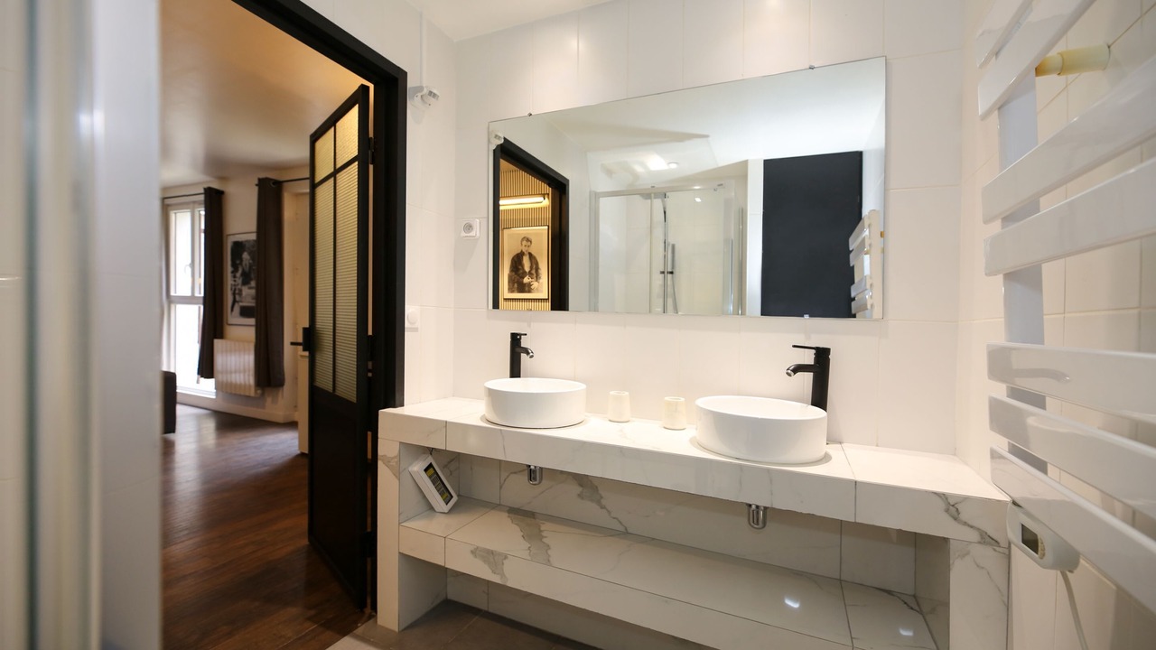 Photo of Bathroom in Gare