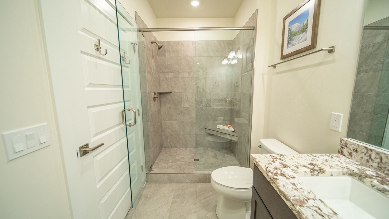 Photo of Bathroom in Lakeside Village