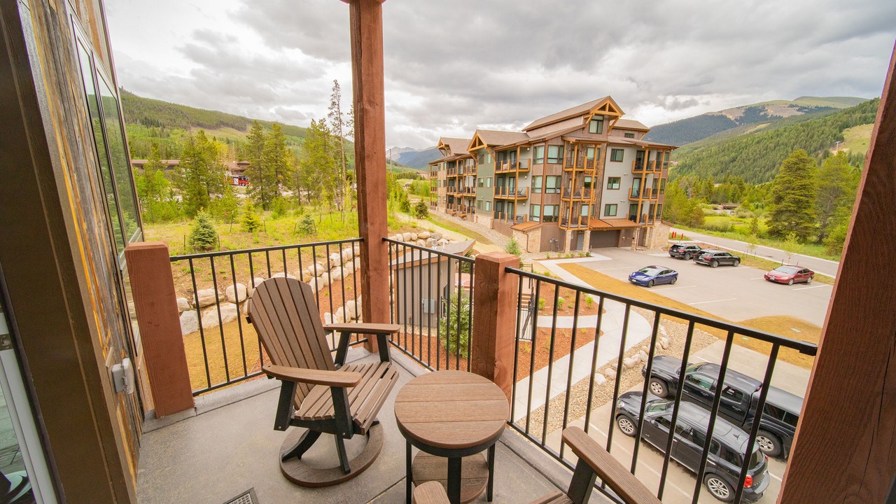 Photo of Patio Balcony in Lakeside Village