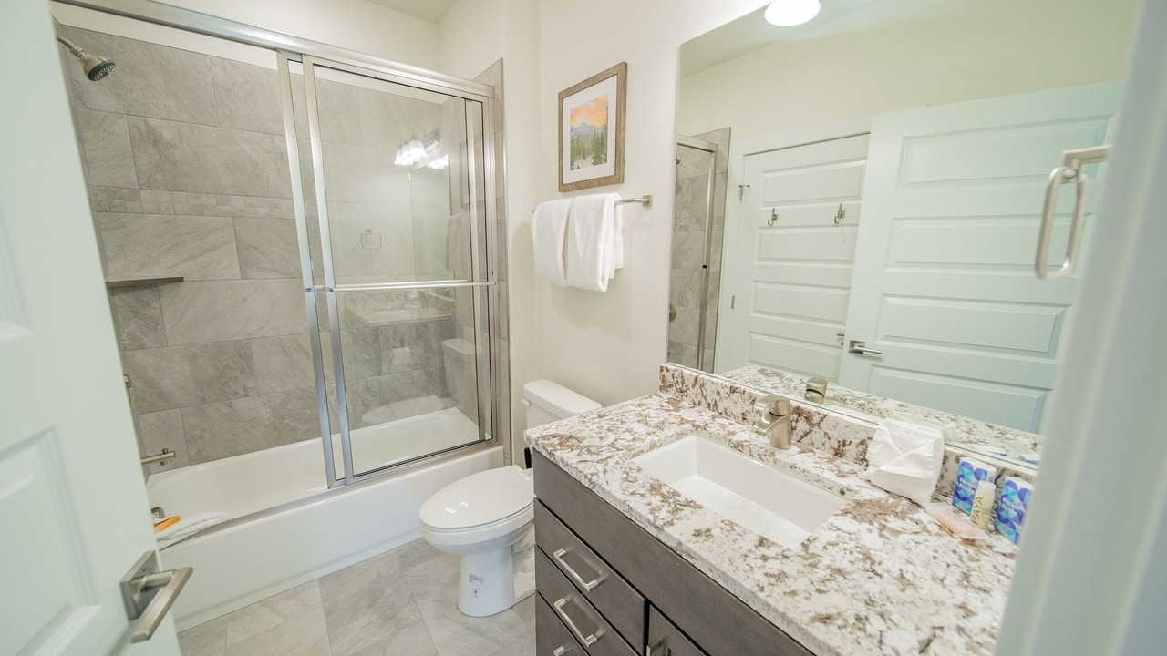 Photo of Bathroom in Lakeside Village
