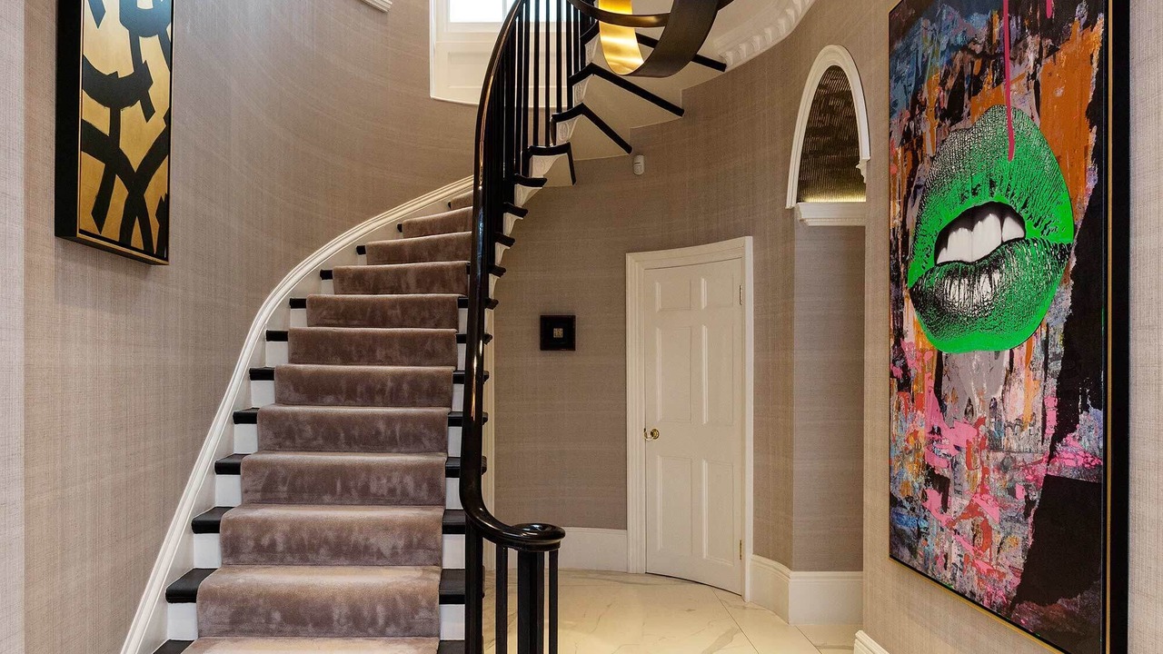 Photo of Others in Hammersmith