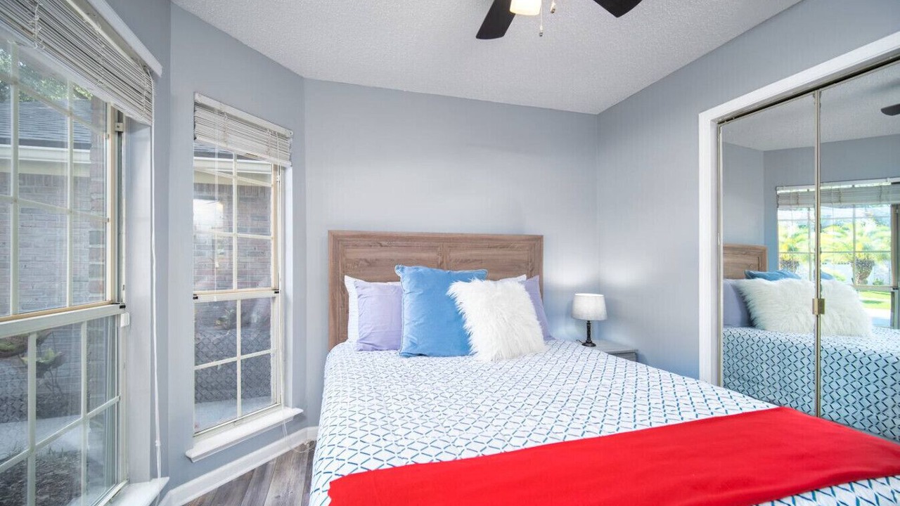 Photo of Bedroom in Southside