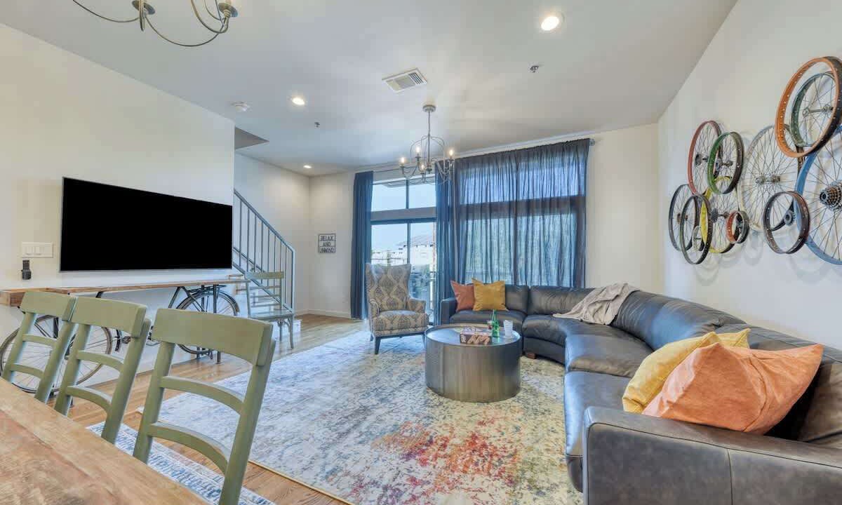 Photo of Others in Tobin Hill