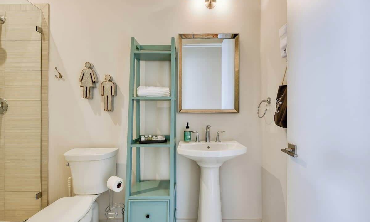 Photo of Bathroom in Tobin Hill