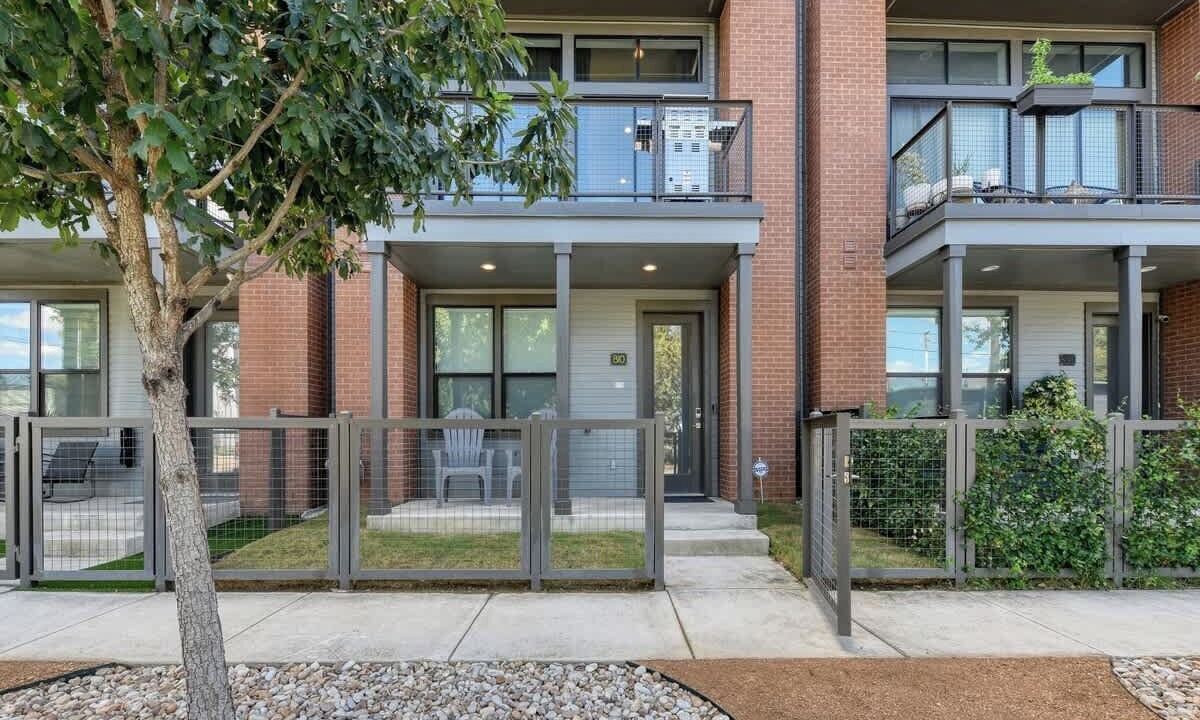 Photo of Others in Tobin Hill