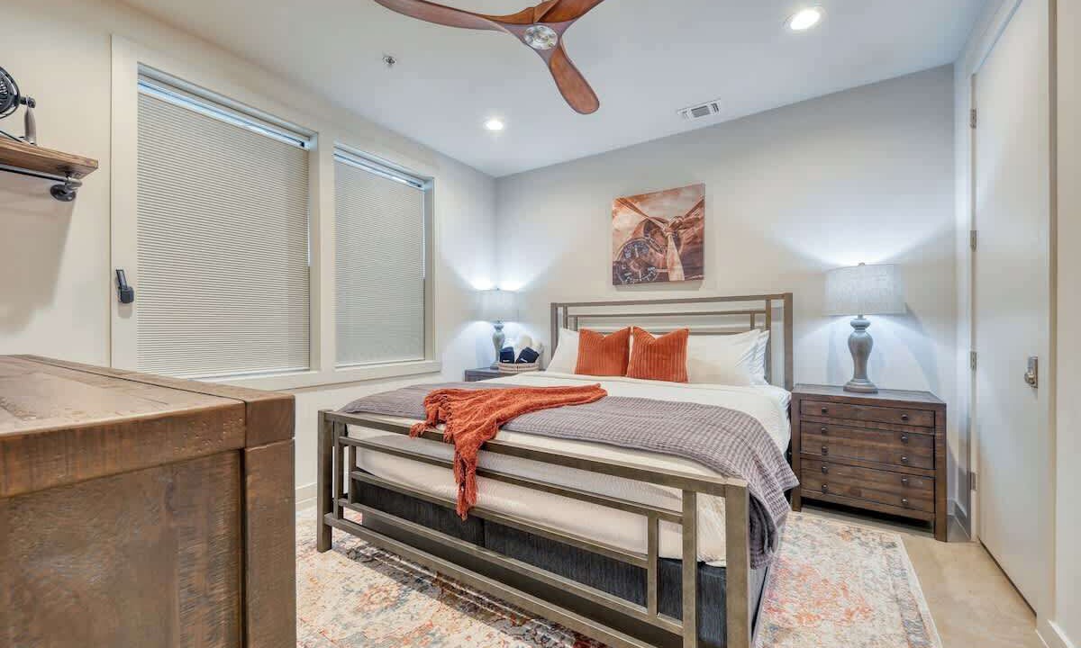 Photo of Others in Tobin Hill