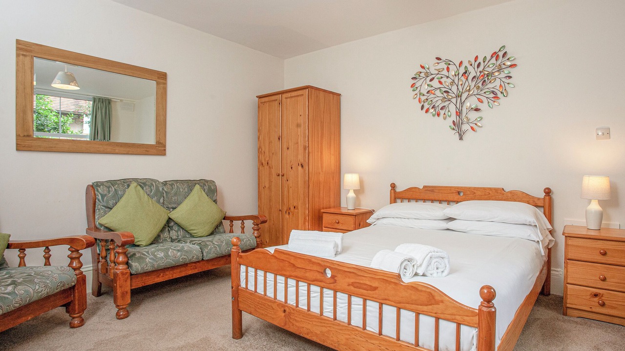 Photo of Others in Roundham