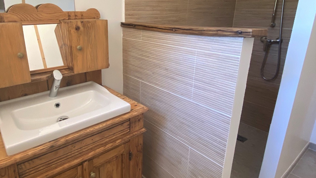 Photo of Bathroom in Courthezon