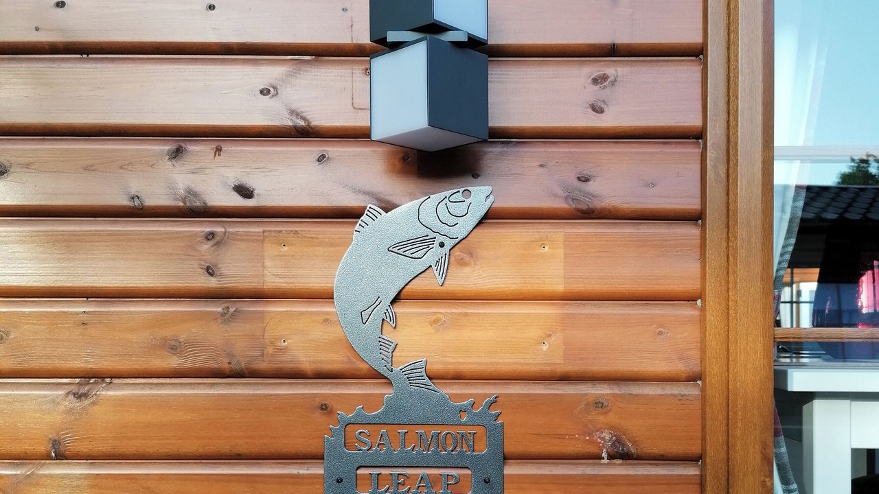 Photo of Outdoor in Dollar