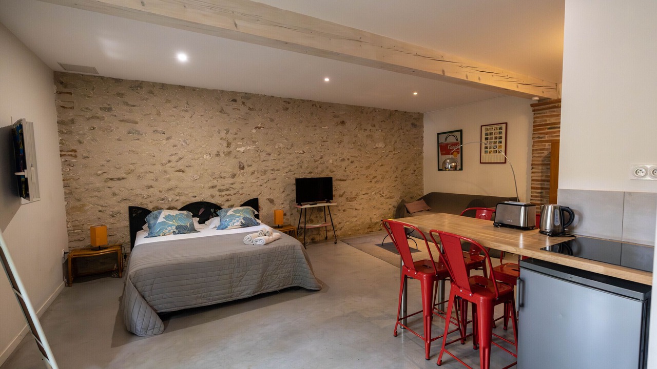 Photo of Bedroom in Saint-Genis