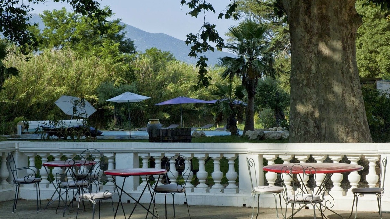 Photo of Outdoor in Saint-Genis