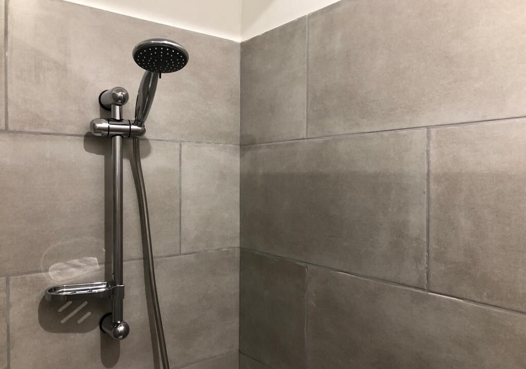 Photo of Bathroom in Saint-Genis