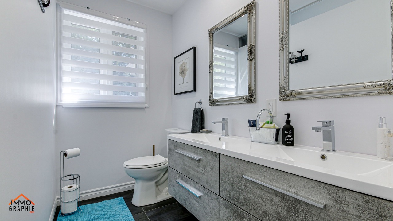 Photo of Bathroom in Shawinigan
