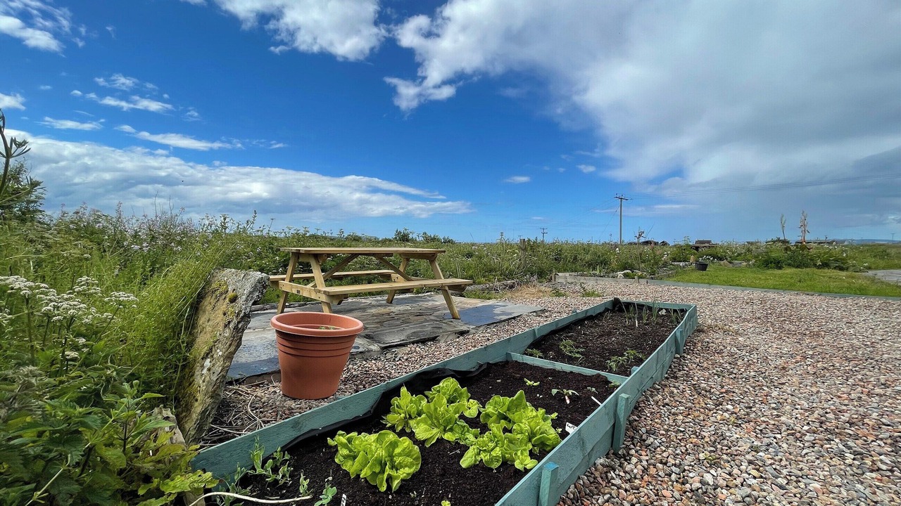 Photo of Outdoor in Mey