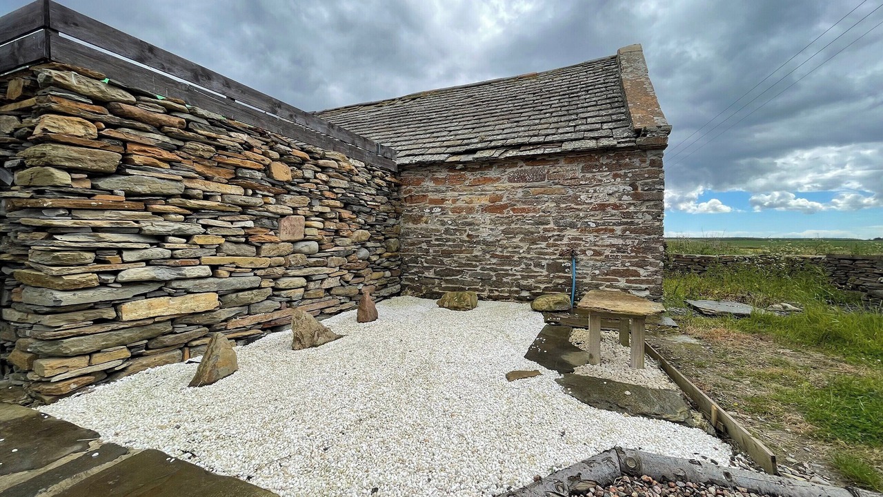 Photo of Outdoor in Mey