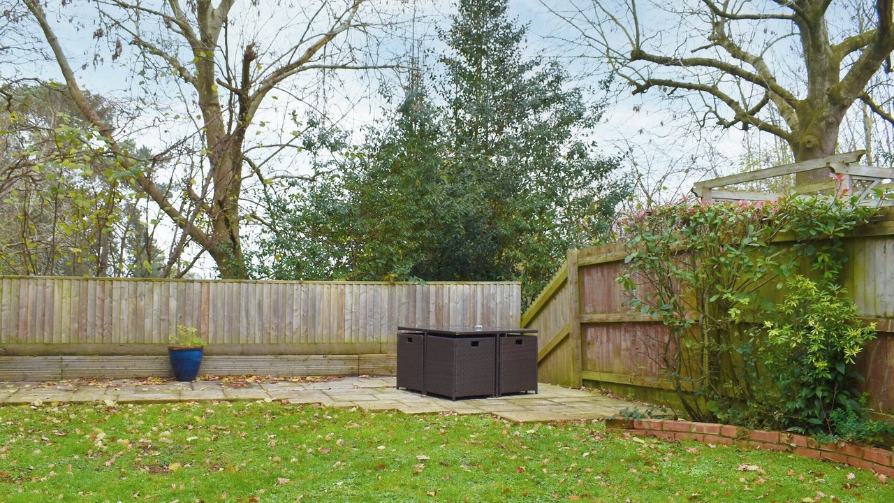 Photo of Outdoor in Norton Sub Hamdon