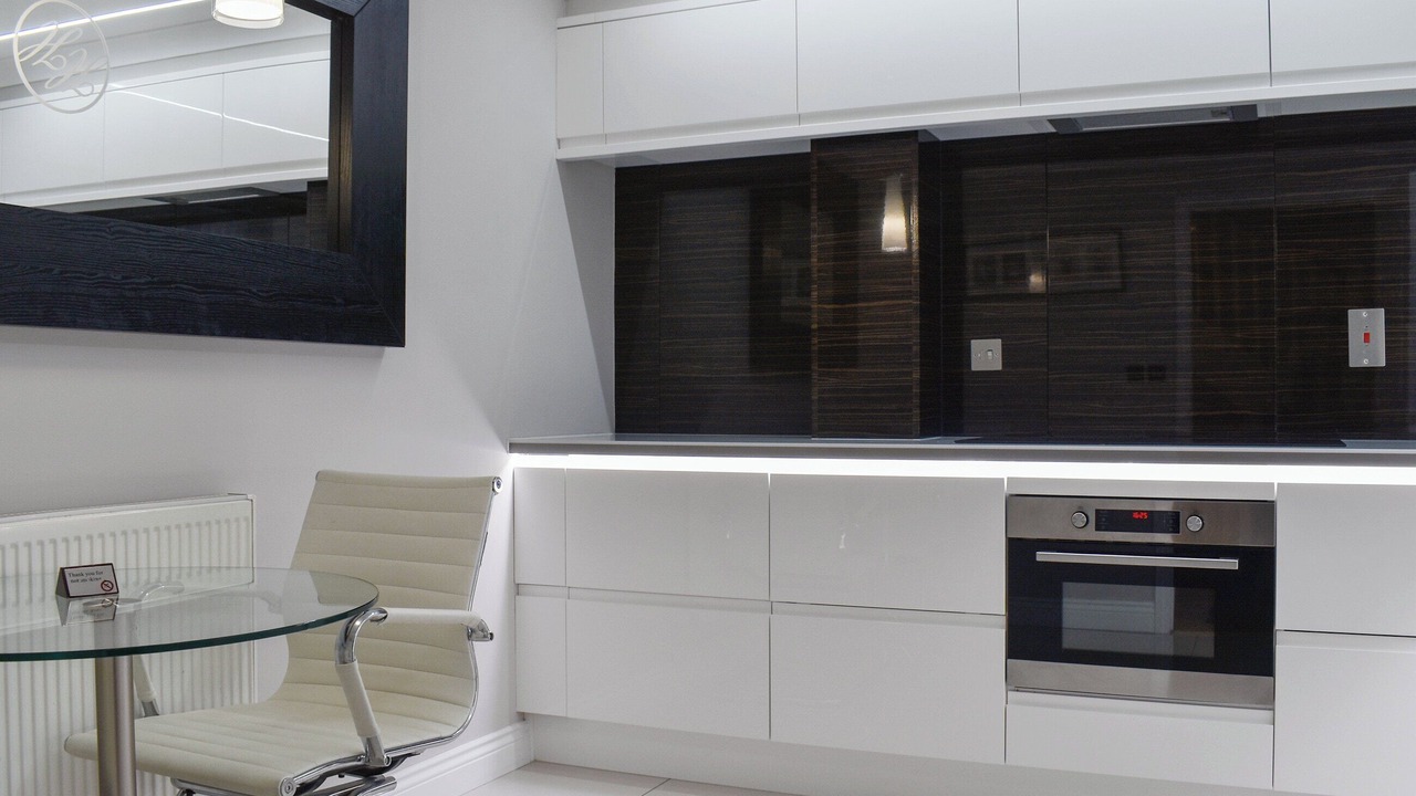 Photo of Others in Norton Sub Hamdon