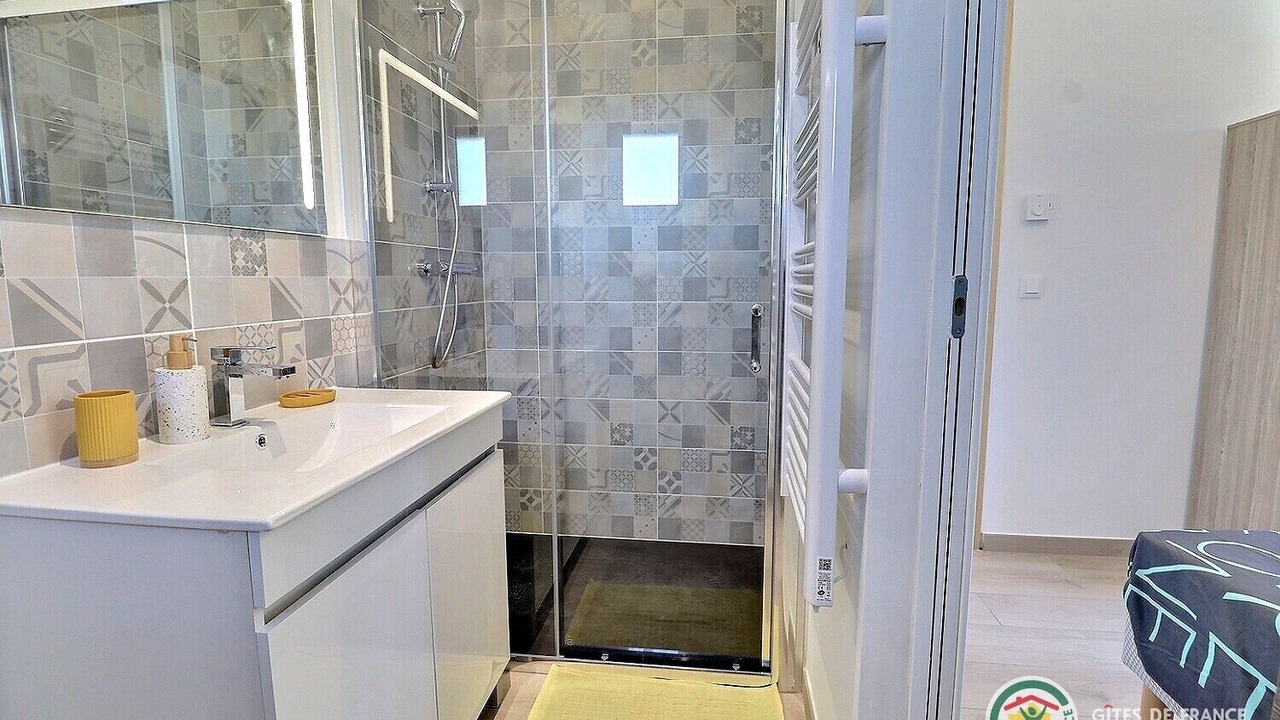 Photo of Bathroom in Les Vans