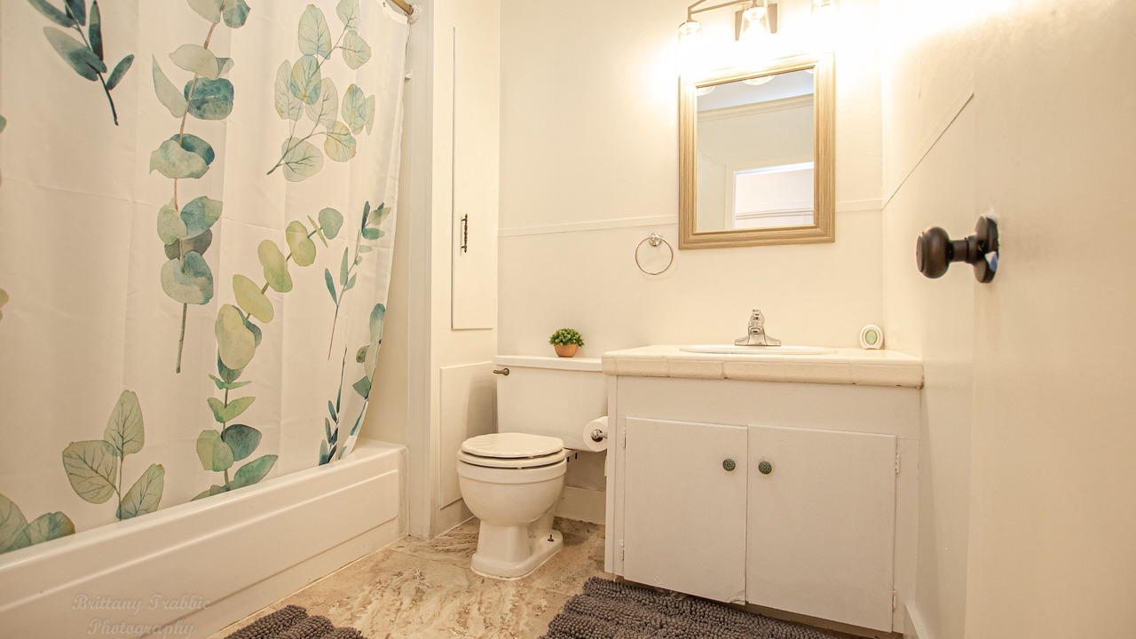 Photo of Bathroom in El Dorado