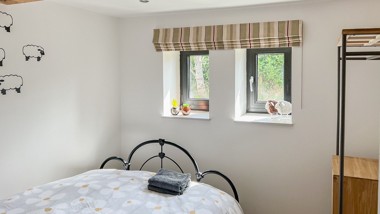 Photo of Others in Etchinghill