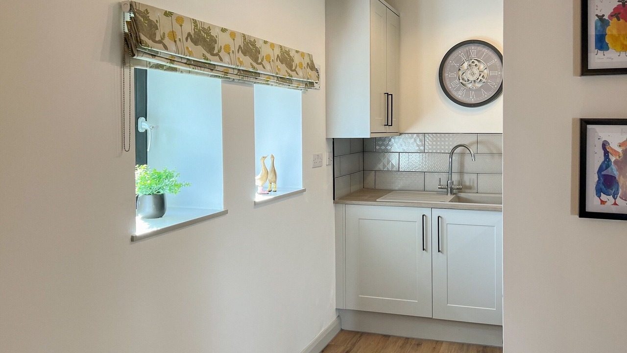 Photo of Others in Etchinghill